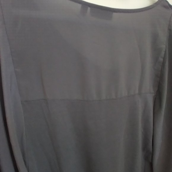 Apt. 9 Charcoal Top. Soft Flowy Butterfly Sleeve. Sheer sleeve and back panel - Picture 8 of 11